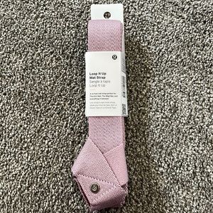 Lululemon Loop It Up Mat Strap